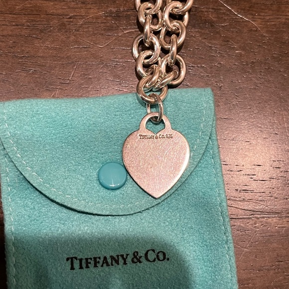 Tiffany&Co vintage heart tag chain link necklace. 100% authentic. - Picture 7 of 7